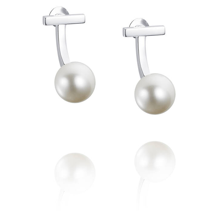 60's Pearl Pendiente Plata en el grupo Pendientes / Pendientes de perlas con SCANDINAVIAN JEWELRY DESIGN (12-100-01183-0000)